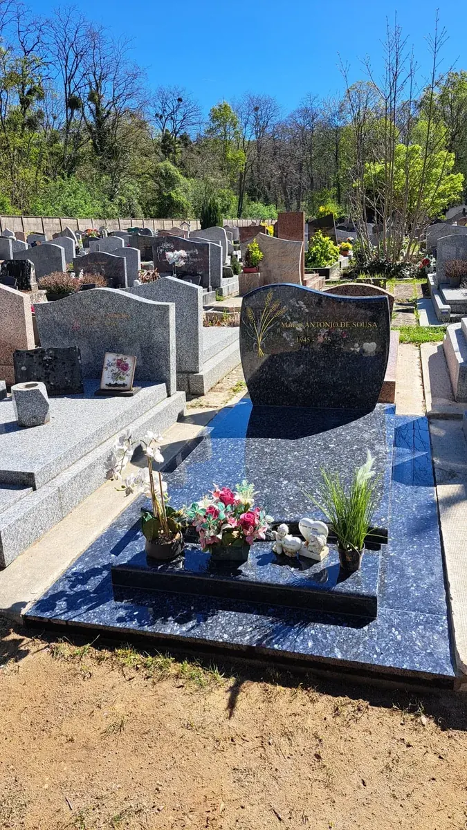 Monument réalisé par Lebaron Funéraire — réalisation 4