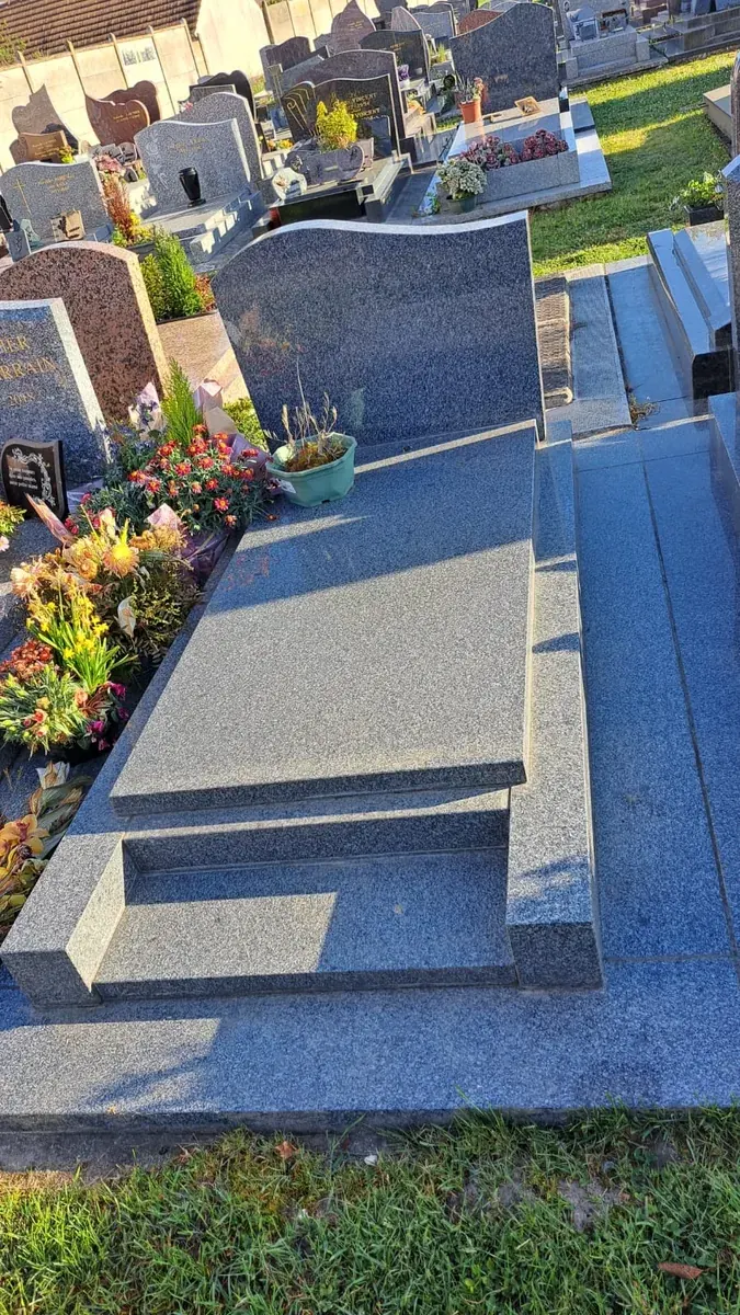 Monument réalisé par Lebaron Funéraire — réalisation 5